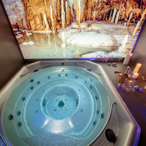 Wellis Polska - jacuzzi PublicLife Rondo